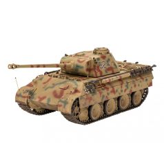   Revell Gift Set Panther Ausf. D  1:35 makett készlet festékkel és kiegészítőkkel (03273)