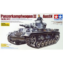   Tamiya Panzerkampfwagen III Ausf.N  1:35 makett harcjármű (300035290)