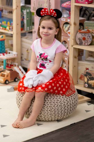 4 részes Minnie egér jelmez.
