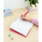 Pusheen cicás napló gumis pánttal, A/5, 96 lapos, világító tollal, Love notes